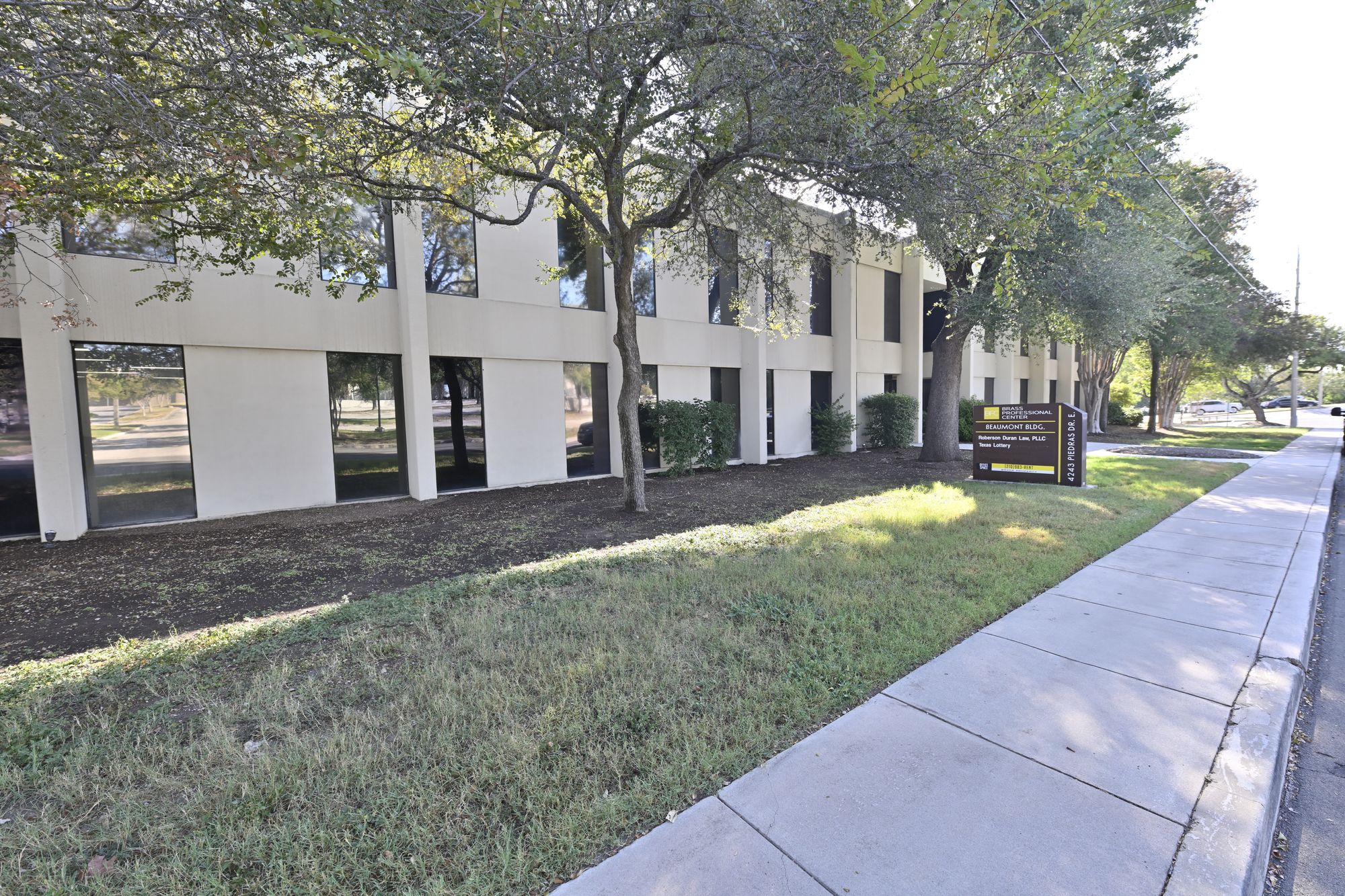 Beaumont Building — Street frontage